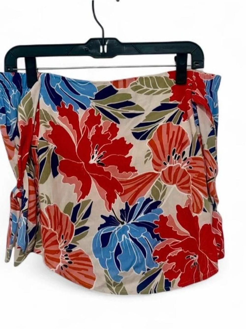 ASTR The Label Tropical Floral Wrap Skort Shorts – Size M